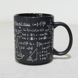 Taza de cerámica con mango para adultos y niños, taza decalcomania, color negro mate y gris, 330ml, innovador, venta al por mayor - Product Image 4