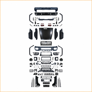 Kit Carrozzeria Stile 63 per Mercedes-Benz <span class=keywords><strong>Classe</strong></span> <span class=keywords><strong>G</strong></span> <span class=keywords><strong>W463</strong></span> 2003-2018, Aggiornamento 2025+ W465 con Paraurti Anteriore e Posteriore, Griglia, Cofano e Parafango - Product Image 4