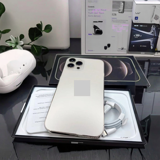 Wholesale Hot Sale Used for 12Promax 5G Smartphone 256GB 8GB RAM US Version GSM CDMA LTE Compatible 6.9-inch 48MP Rear Camera