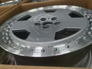 <span class=keywords><strong>Llantas</strong></span> forjadas de dos piezas simuladas de 18 pulgadas de estilo clásico 5x112 para Toyota Previa para Benz W140 W201 W126 W124 E60 E53 C63 C43 Cla35 - Product Image 3