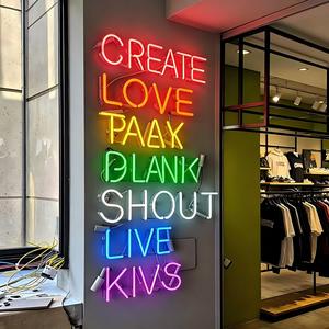 Letrero Luminoso LED de Cristal Personalizado con Diseño Gratuito para Negocios, Fiestas de Cumpleaños y Hogar - Product Image 4