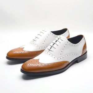 Chaussures habillées décontractées pour hommes à bout pointu, élégantes et de créateur, rehaussantes, grandes tailles, en cuir véritable pour hommes d'affaires - Product Image 1