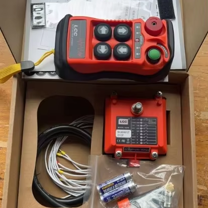 Q400 4 Buttons Single Speed Industrial Wireless Radio Crane Remote Control Switches Winches Hoist Track Crane Lift Control