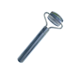 Mini Rouleau Facial en Métal, Acier Inoxydable 304, Masseur Facial Rafraîchissant, Outil de Beauté Personnalisable pour la Vente en Gros - Product Image 6