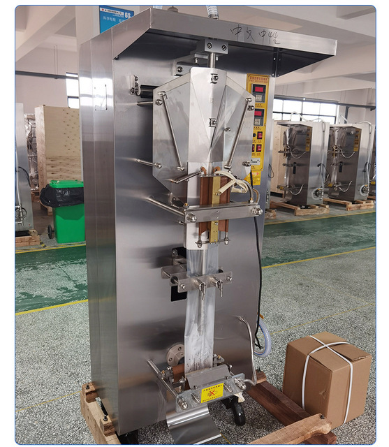 Fully Automatic Liquid Drinking Water Filling Machine High Quality Dingli Sachet Water Machine Sachet Water Bag
