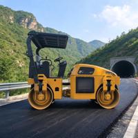 Compacteur vibrant à double tambour de 3 tonnes, 27 kW/36 CV, diesel, facile à utiliser, rotation flexible pour le compactage de petites routes