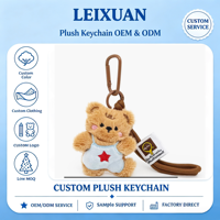 Porte-clés en peluche ours brun mignon, pendentif ours en peluche doux avec salopette étoile rouge, mousqueton, cordon, breloque de sac, décoration de sac à dos