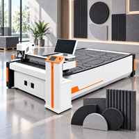 Machine de découpe CNC automatique à couteau oscillant pour panneaux acoustiques en PET, panneaux en feutre et matériaux insonorisants