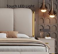Lit king-size italien blanc éclairé, cadre réglable, style minimaliste, en bois de pin, avec rangement, revêtement en cuir luxueux, haut de gamme