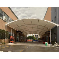Structure de membrane tendue conique pour abri de voiture, tissu PVDF, abri solaire multi-places, cadre en acier galvanisé avec câbles