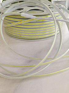 Tiras LED pequeñas transparentes envueltas en Goma, bajo consumo de energía, conectividad USB, cobre, 2 unidades - Product Image 6