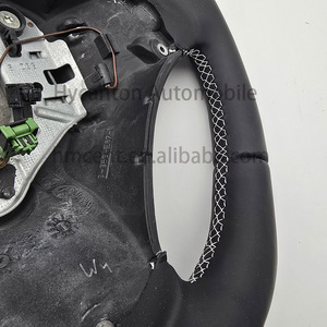 พวงมาลัยแบบแถบสีขาวหนังเรียบสำหรับ BMW อุปกรณ์เสริมรถยนต์ E90 - Product Image 5