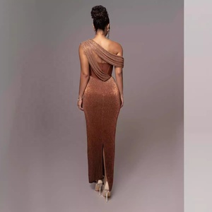 2024 nuovo abito <span class=keywords><strong>da</strong></span> donna con spalla obliqua marrone Sexy con nastro sottile con Design <span class=keywords><strong>da</strong></span> <span class=keywords><strong>sera</strong></span> abito <span class=keywords><strong>da</strong></span> <span class=keywords><strong>sera</strong></span> alla moda con motivo solido - Product Image 2