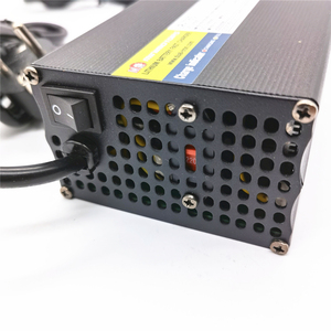 <span class=keywords><strong>Chargeur</strong></span> rapide 83V5A pour <span class=keywords><strong>MINIMOTORS</strong></span> DUALTRON DT STORM ULTRA2 DTX2 scooter 72v 100-240V Expédition express - Product Image 4