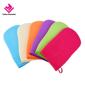 Gant autobronzant en velours pour applicateur de lotions avec logo personnalisé en vente - Product Image 1