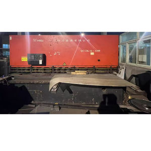 <span class=keywords><strong>Cisaille</strong></span> <span class=keywords><strong>hydraulique</strong></span> semi-automatique d'<span class=keywords><strong>occasion</strong></span> QC12K, taille de coupe 10x6000mm, épaisseur de coupe 10mm, poutre oscillante, pompe haute précision - Product Image 2