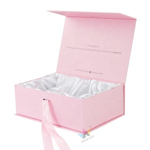 Caja de Regalo Magnética de Cartón de Lujo con Logotipo Personalizado en Oro Rosa para Damas de Honor, con Cinta - Product Image 6