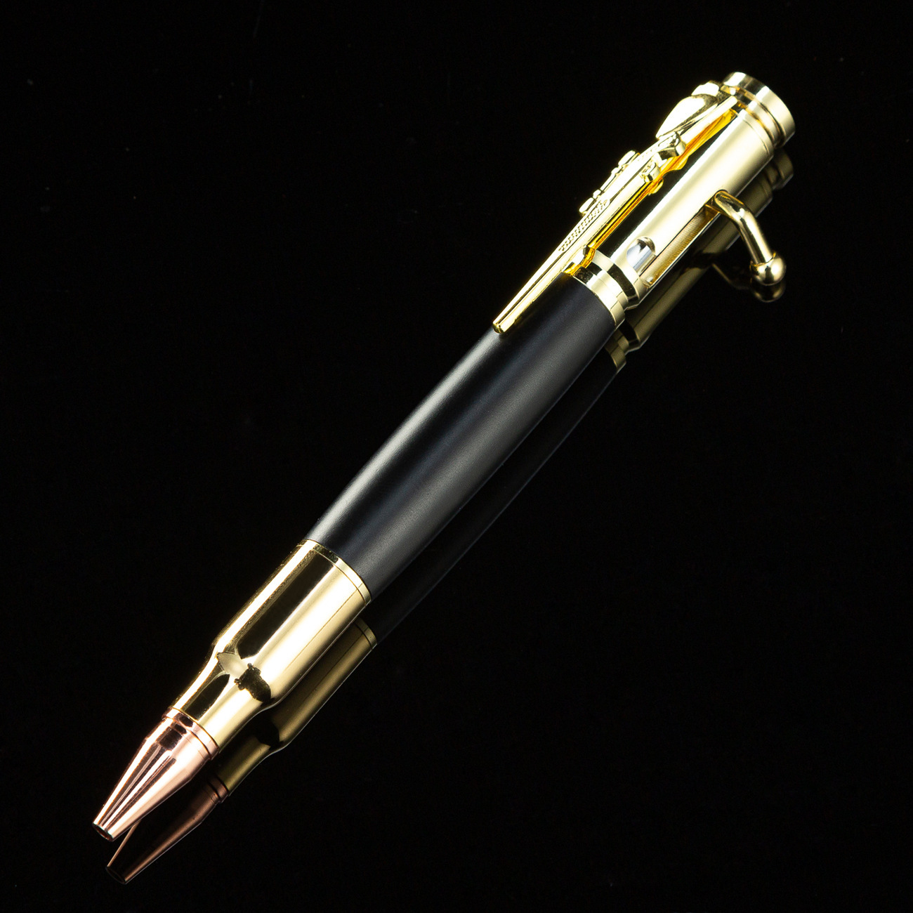 Black yarn (gold)