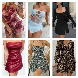 Vente en gros de chemises, robes, t-shirts et hauts décontractés pour femmes de haute qualité, stock mixte et expédié de manière aléatoire - Product Image 5