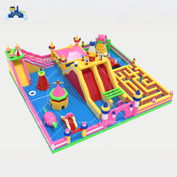 Parc gonflable intérieur commercial avec toboggan, mur d'escalade et parcours d'obstacles pour centre de divertissement pour enfants