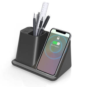 Portapenne da Scrivania con Logo Luminoso LED, Caricatore Wireless e Supporto per Telefono - Product Image 1