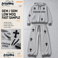 Ensemble deux pièces décontracté gris pour homme personnalisé avec graphismes de lettres gothiques et symboles de croix, streetwear, usine OEM ODM