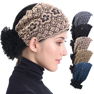 Turbante musulmán de estilo de flores de encaje de nuevo diseño para mujer, hiyab transpirable ahuecado con accesorios de diamantes de imitación, pañuelo para la cabeza - Product Image 1