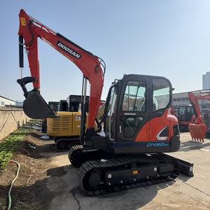 Excavadora Usada Doosan DX60 con Pocas Horas de Uso, Miniexcavadora - Product Image 1