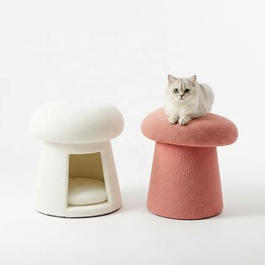 Moderna y Elegante Cama para Gatos en Forma <span class=keywords><strong>de</strong></span> Hongo, <span class=keywords><strong>de</strong></span> Felpa Cepillada Sostenible, para Mascotas Pequeñas - Product Image 1
