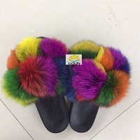 Pantoufles d'intérieur douces à prix de gros et d'usine, pantoufles d'hiver, pantoufles de ballet, pantoufles chaudes pour hommes, pantoufles à motifs