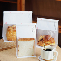 Handwerkliche Bäckerei Flachbodenbeutel mit Rollverschluss, mattweiß, halbtransparent, öl- und feuchtigkeitsbeständig, lebensmittelecht, individuell flexodruckbedruckt