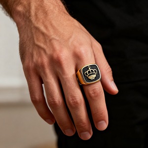 Bague signet personnalisée en acier inoxydable plaqué or avec gravure, badge LOGO, pour club familial ou champion - Product Image 1