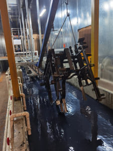 यूवी-प्रतिरोधी काले इलेक्ट्रोकोट मोटी-फिल्म और मोटरसाइकिल फ्रेम के लिए उच्च-किनारे कैथोडिक इलेक्ट्रोफोरेटिक पेंट - Product Image 4