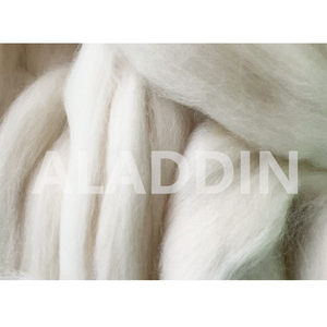 Agents de <span class=keywords><strong>recrutement</strong></span> Super Soft-Feeling Colored Hand Weaving Tricotage Fiber Roving 100% Cashmere Yarn - Product Image 3