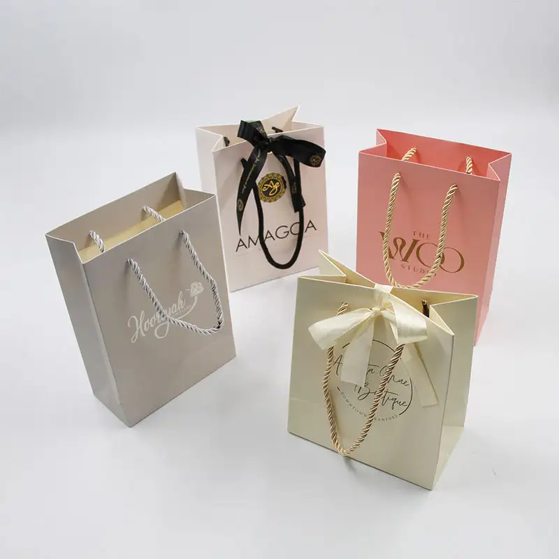 Luxury Paper Bags For Cosmetics Perfume Fashion Jewelry Small Paper Bag With Your Own Logo Shopping Gift Paper Bags With Ribbon