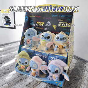 Nuevo <span class=keywords><strong>Lilo</strong></span> & <span class=keywords><strong>Stitch</strong></span> Blind Box Muñeco de peluche Pijamas lindos Juguete para niños con Eat Something Sleep Quote Regalo perfecto Colgante para Pijamas - Product Image 2