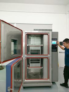 Yüksek hassasiyetli <span class=keywords><strong>2</strong></span> bölge termal şok <span class=keywords><strong>Test</strong></span> odası-elektronik güvenilirlik testi için 70C ila + 150C sıcaklık değişimi <span class=keywords><strong>Test</strong></span> cihazı - Product Image 2