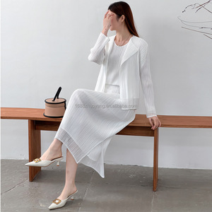 Nueva Colección <span class=keywords><strong>de</strong></span> Otoño del Fabricante, Trajes, Vestidos y Blusas para Mujer, Conjuntos <span class=keywords><strong>de</strong></span> Dos Piezas con Malla y Pliegues al Estilo <span class=keywords><strong>Issey</strong></span> <span class=keywords><strong>Miyake</strong></span> - Product Image 5