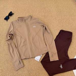 <span class=keywords><strong>Conjunto</strong></span> Deportivo <span class=keywords><strong>Alo</strong></span> <span class=keywords><strong>Yoga</strong></span> Personalizado para Mujer, <span class=keywords><strong>Conjunto</strong></span> Deportivo de Talla Grande con Soporte Alto, Ropa de Gimnasio Lulu, Chaqueta - Product Image 6