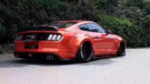 Kit de Carrocería Ancha Estilo Robot para Ford Mustang, 9 Piezas - Product Image 2