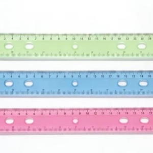 Regla de Colores para Papelería en Promoción a Bajo Precio, Regla de 6 Orificios, Regla Recta de Plástico de 30 cm, Regla Escolar para Medir - Product Image 4