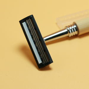 Wholesale Customized Bamboo Handle <strong>Razor</strong> with Stainless Steel Twin Blade for Body/Face/<strong>Use</strong> Disposable - Product Image 5