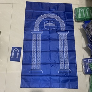 Tapis <span class=keywords><strong>de</strong></span> <span class=keywords><strong>prière</strong></span> islamique portable <span class=keywords><strong>de</strong></span> poche, cadeau islamique, vente en gros à prix d'usine - Product Image 3