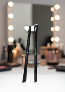 Pennello Angolato per Sopracciglia PZ a Doppia Estremità, Piccolo e Grande, con Setole Sintetiche e Manico in Plastica - Product Image 2