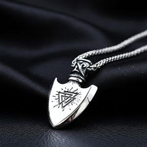 Colgante Marca Beier de Acero Inoxidable 316 con Punta de Flecha Vikinga, Brújula Vegvisir Grabada, Impermeable, Vintage, Hipoalergénico y Duradero - Product Image 1
