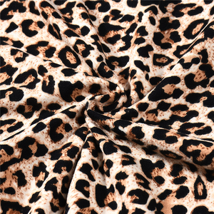 Women's Leopard Print 3/4 <strong>Lace</strong> <strong>Trim</strong> Fitted High-Waist Capri <strong>Leggings</strong> - Product Image 6