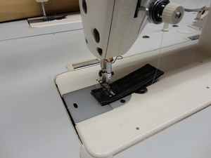 Jukis DDL-8700 macchina per punto annodato ad ago singolo macchine da cucire industriali macchina da cucire industriale a punto dritto marca <span class=keywords><strong>Ju</strong></span> - Product Image 4