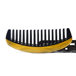 Green Sandalwood Ox Horn <b>Comb</b> <b>Wide</b> Teeth Hair Massage <b>Comb</b> For General Population Wooden Multifunctional Large Tooth - Product Image 1