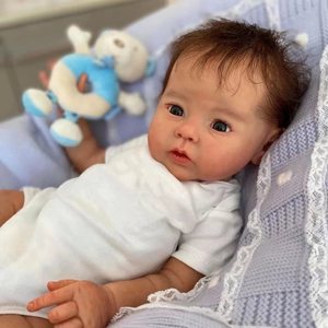 ตุ๊กตาซิลิโคนพรีเมียม YOSI Y220 ขนาด 20 นิ้ว สำหรับเด็กผู้หญิง ตุ๊กตาทารกทันสมัยปรับแต่งได้ คุณภาพสูง ผมและตัวต่อประกอบได้ เปลี่ยนท่าทางได้ - Product Image 3