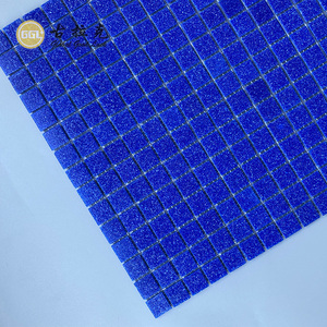 Carreaux de mosaïque en verre bleu moderne 300x300mm, surface réfléchissante pour zones <span class=keywords><strong>humides</strong></span> et murs décoratifs - Product Image 2